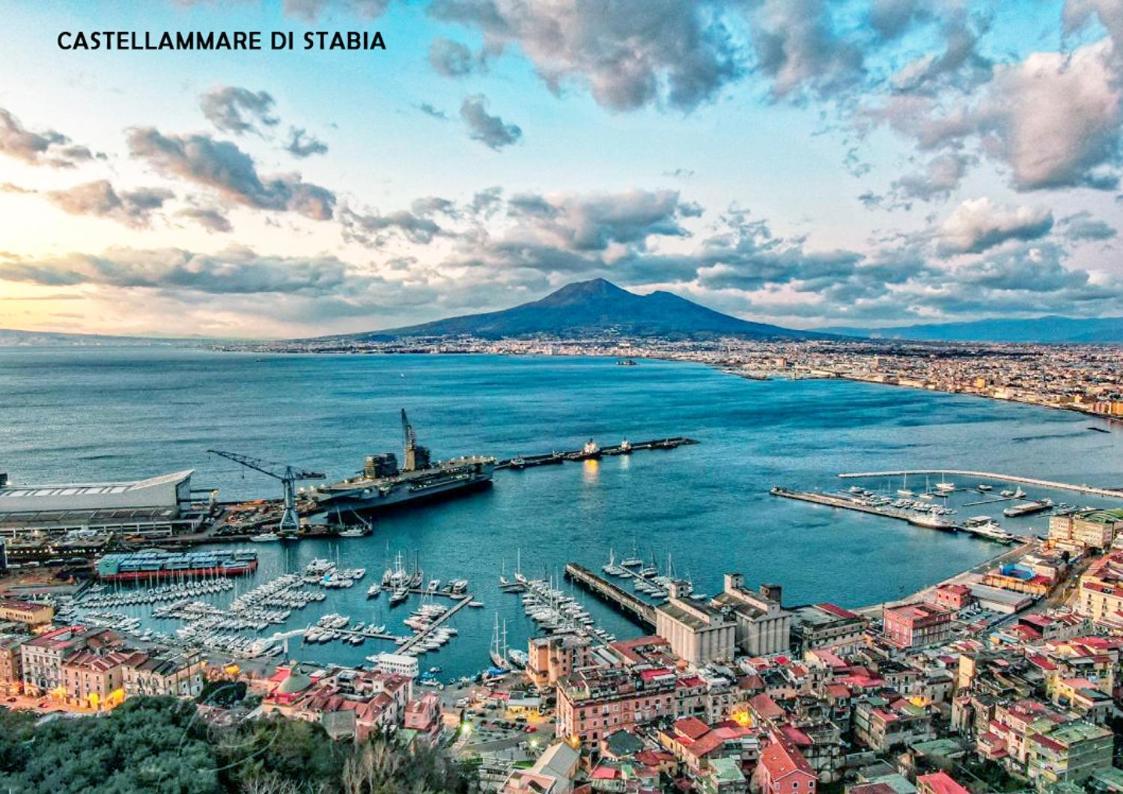 Elena & Enea Apartments Castellammare di Stabia Exterior foto